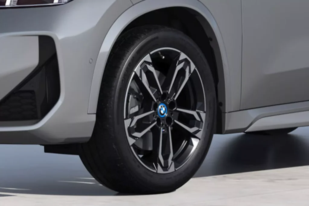 Bmw X1 L 2025 3 | ยางรถยนต์ ราคาอัปเดต 2026 ครบทุกยี่ห้อ รวมยาง Ev | Autotirechecking