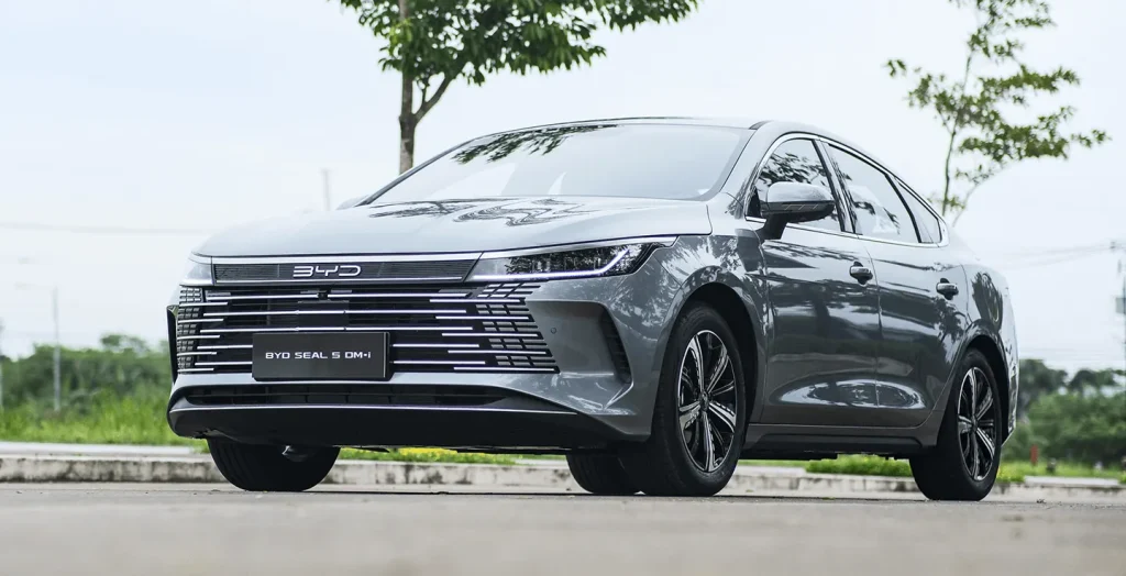 Byd Seal 5 Dmi 2025 2 | ยางรถยนต์ ราคาอัปเดต 2026 ครบทุกยี่ห้อ รวมยาง Ev | Autotirechecking
