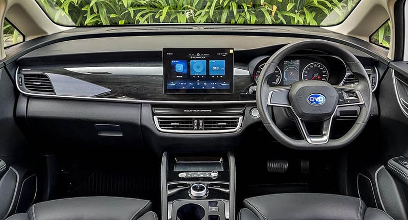 Byd E6 | ยางรถยนต์ ราคาอัปเดต 2026 ครบทุกยี่ห้อ รวมยาง Ev | Autotirechecking