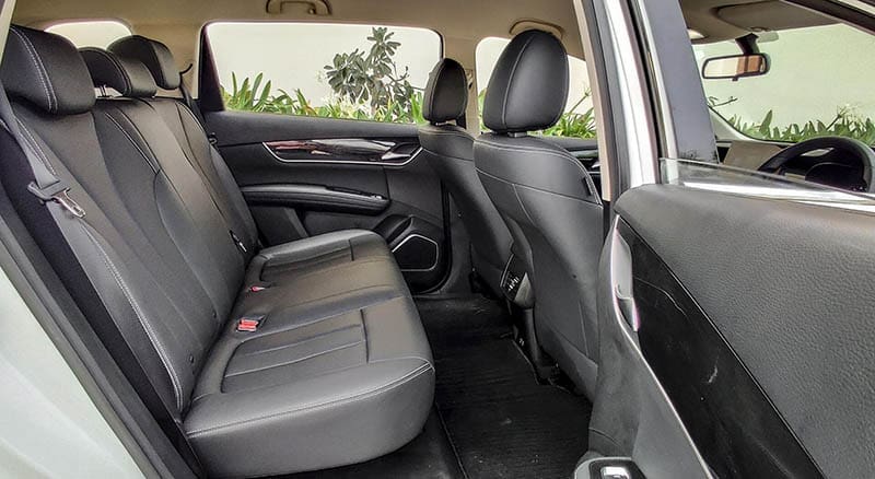 Byd E6 | ยางรถยนต์ ราคาอัปเดต 2026 ครบทุกยี่ห้อ รวมยาง Ev | Autotirechecking