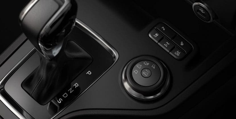 Ford Everest 2019 8 | ยางรถยนต์ ราคาอัปเดต 2026 ครบทุกยี่ห้อ รวมยาง Ev | Autotirechecking