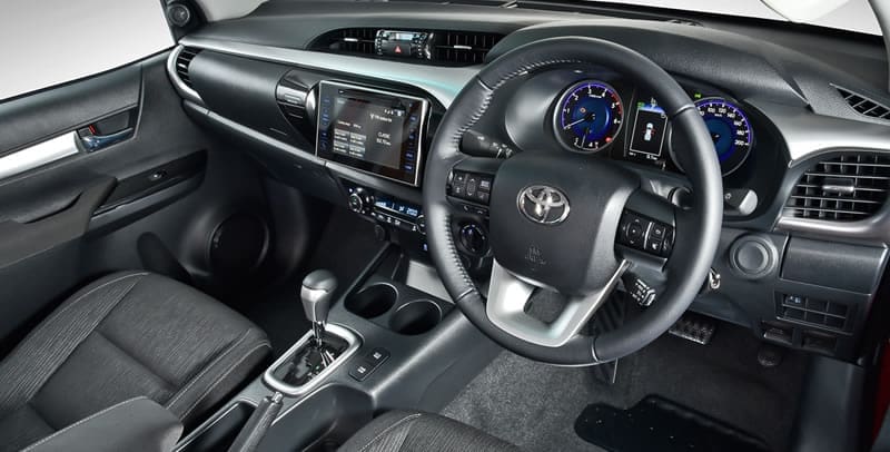 Hilux2016interior | ยางรถยนต์ ราคาอัปเดต 2026 ครบทุกยี่ห้อ รวมยาง Ev | Autotirechecking
