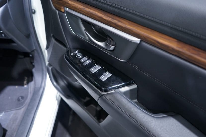 Honda Crv 14 | ยางรถยนต์ ราคาอัปเดต 2026 ครบทุกยี่ห้อ รวมยาง Ev | Autotirechecking