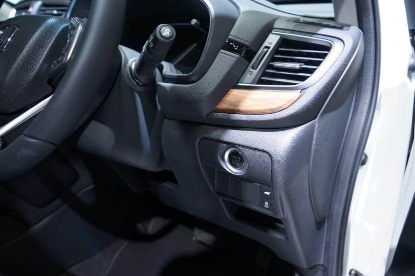 Honda Crv 15 | ยางรถยนต์ ราคาอัปเดต 2026 ครบทุกยี่ห้อ รวมยาง Ev | Autotirechecking