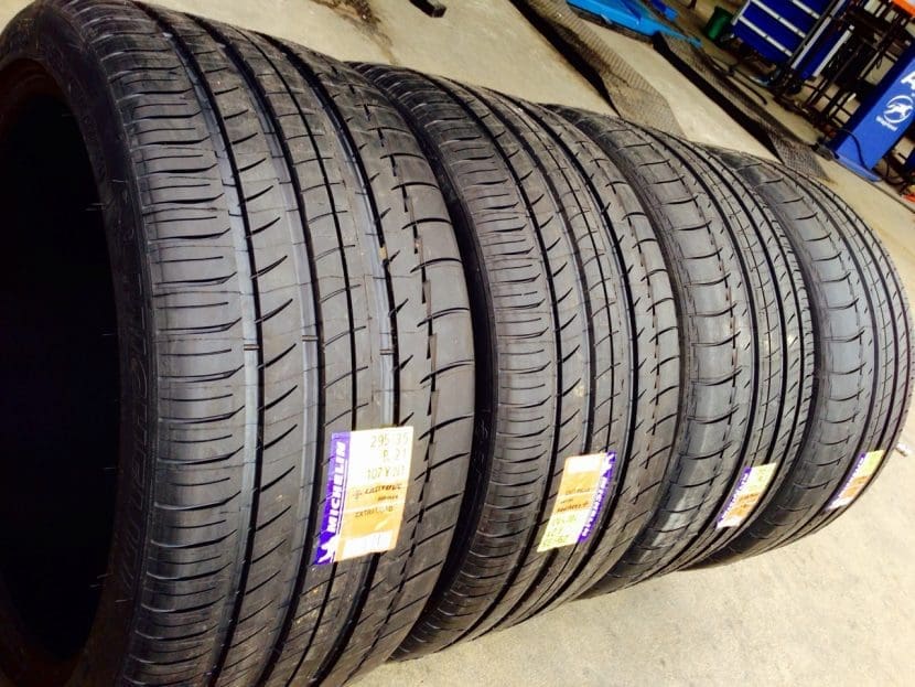 Michalin Latitude Sport 1 | ยางรถยนต์ ราคาอัปเดต 2026 ครบทุกยี่ห้อ รวมยาง Ev | Autotirechecking