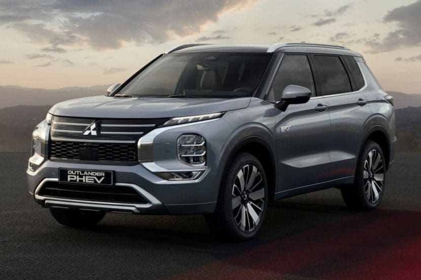 Mitsubishi Outlander1 | ยางรถยนต์ ราคาอัปเดต 2026 ครบทุกยี่ห้อ รวมยาง Ev | Autotirechecking