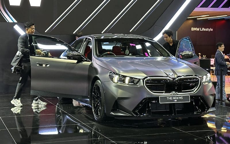 Bmw M5 | ยางรถยนต์ ราคาอัปเดต 2026 ครบทุกยี่ห้อ รวมยาง Ev | Autotirechecking รถเด่น Motor Expo 2024