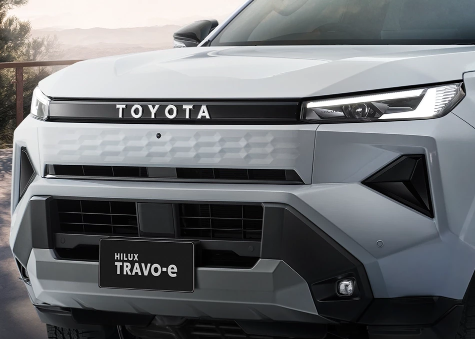 Toyota Travo E 2 | ยางรถยนต์ ราคาอัปเดต 2026 ครบทุกยี่ห้อ รวมยาง Ev | Autotirechecking