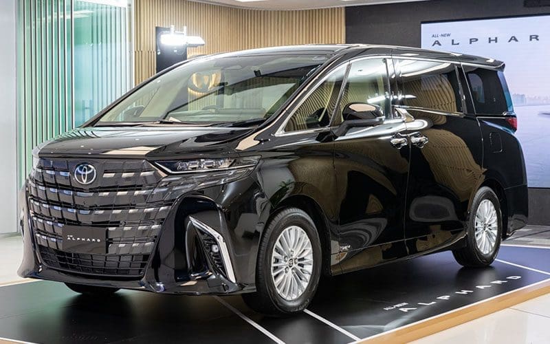 Toyota Alphard 2024 01 | ยางรถยนต์ ราคาอัปเดต 2026 ครบทุกยี่ห้อ รวมยาง Ev | Autotirechecking Toyota Alphard 2024