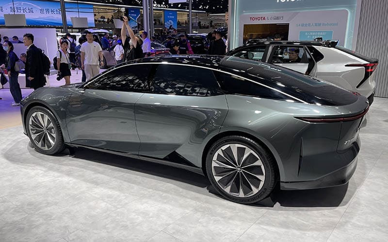 Toyota Camry Ev 03 | ยางรถยนต์ ราคาอัปเดต 2026 ครบทุกยี่ห้อ รวมยาง Ev | Autotirechecking Toyota Camry EV