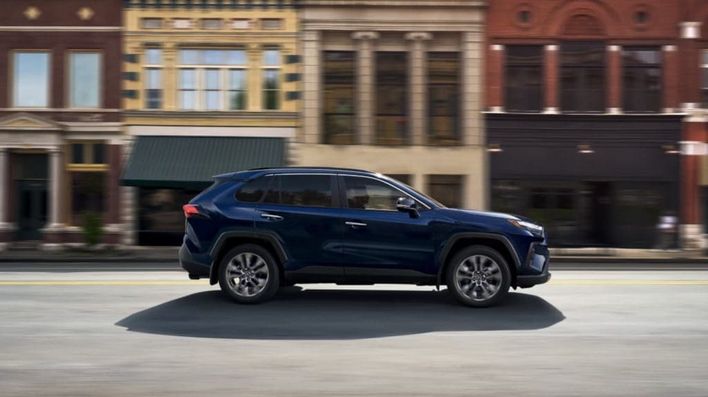 Toyota Rav43 | ยางรถยนต์ ราคาอัปเดต 2026 ครบทุกยี่ห้อ รวมยาง Ev | Autotirechecking