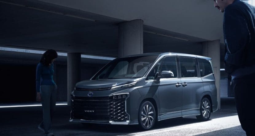 Toyota Voxy 202512 | ยางรถยนต์ ราคาอัปเดต 2026 ครบทุกยี่ห้อ รวมยาง Ev | Autotirechecking