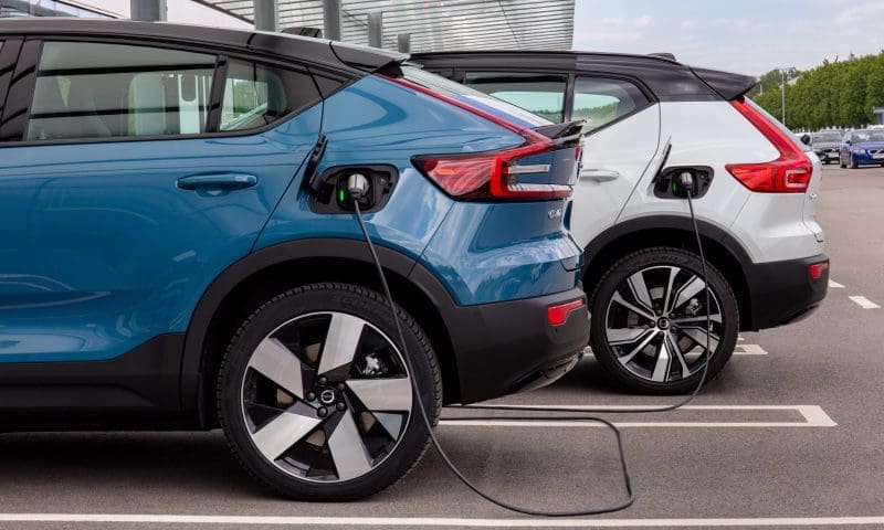 Volvo C40 Recharge Pure Electric | ยางรถยนต์ ราคาอัปเดต 2026 ครบทุกยี่ห้อ รวมยาง Ev | Autotirechecking