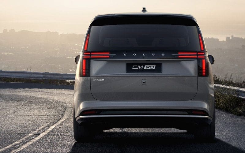 Volvo Em90 | ยางรถยนต์ ราคาอัปเดต 2026 ครบทุกยี่ห้อ รวมยาง Ev | Autotirechecking Volvo EM90