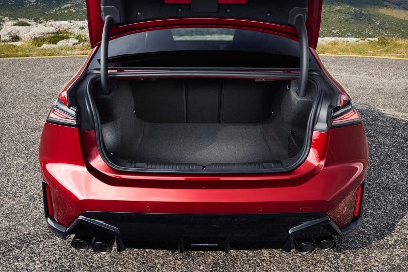 Bmwm3502026trunk | ยางรถยนต์ ราคาอัปเดต 2026 ครบทุกยี่ห้อ รวมยาง Ev | Autotirechecking พื้นที่สัมภาระท้าย BMW M350 xDrive ในภาพผู้ผลิต