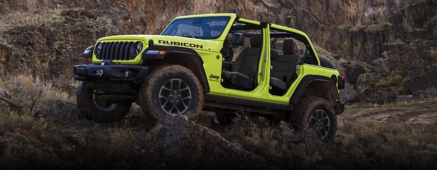 Jeepwranglerrubiconoffroadreference | ยางรถยนต์ ราคาอัปเดต 2026 ครบทุกยี่ห้อ รวมยาง Ev | Autotirechecking Jeep Wrangler Rubicon บนทางหิน ภาพประกอบรุ่นปี 2024 จาก Jeep Thailand