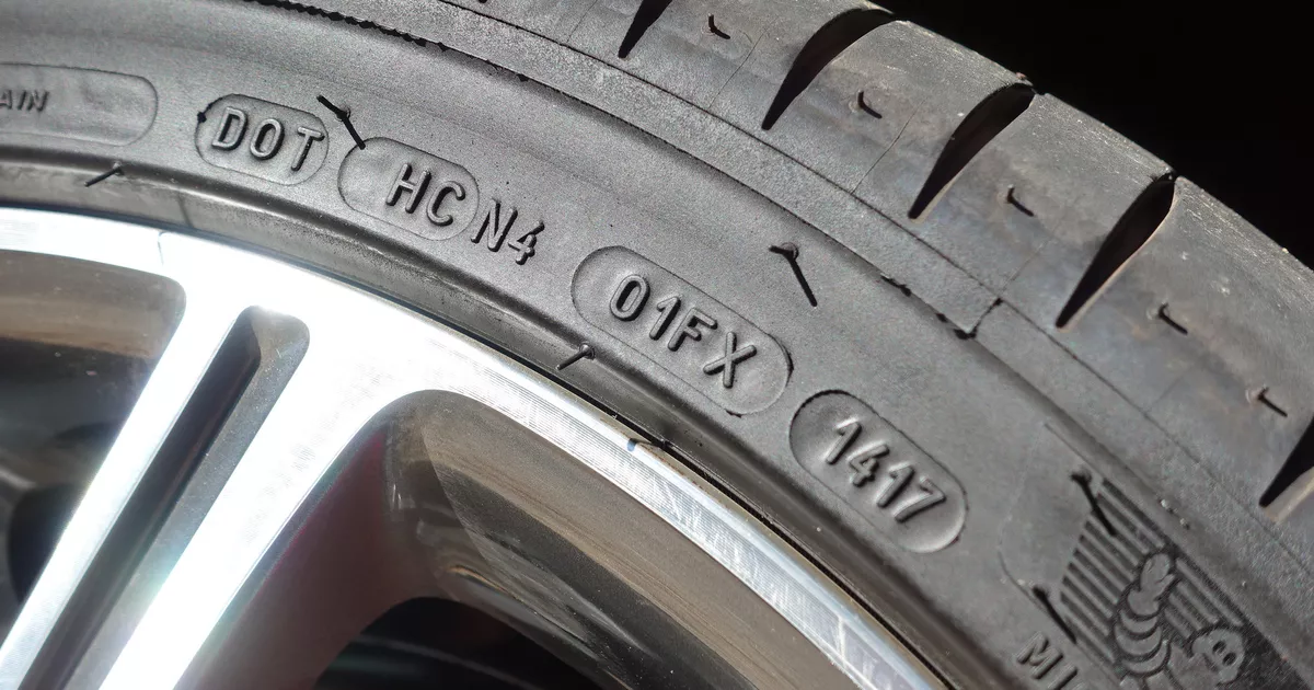 Kk | ยางรถยนต์ ราคาอัปเดต 2026 ครบทุกยี่ห้อ รวมยาง Ev | Autotirechecking
